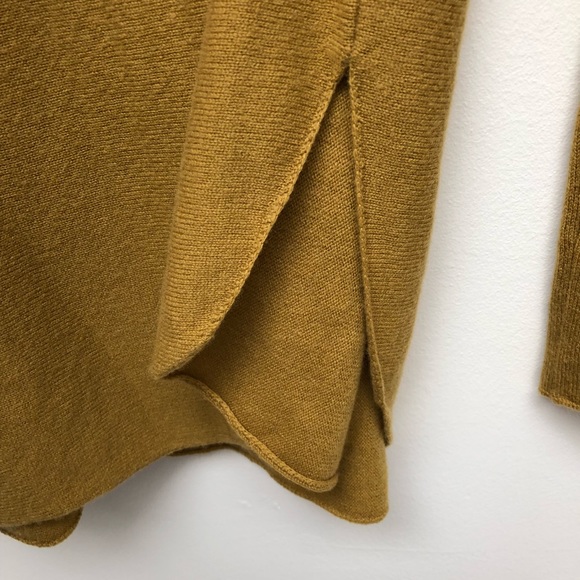 Vince Sweater - Picture 5 of 5